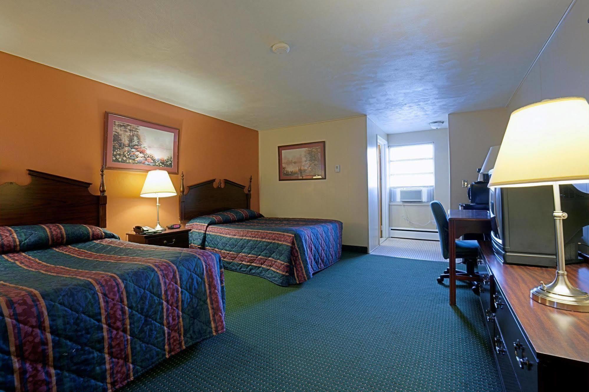Americas Best Value Inn Bradford Room photo