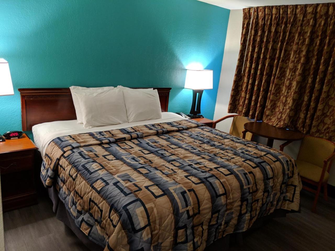 Americas Best Value Inn Bradford Exterior photo