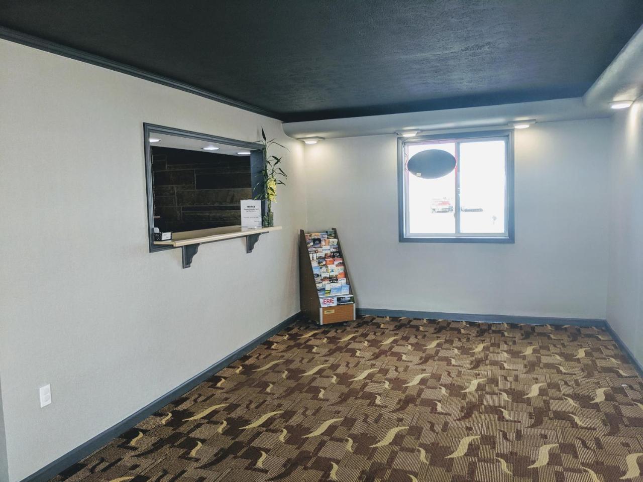 Americas Best Value Inn Bradford Exterior photo